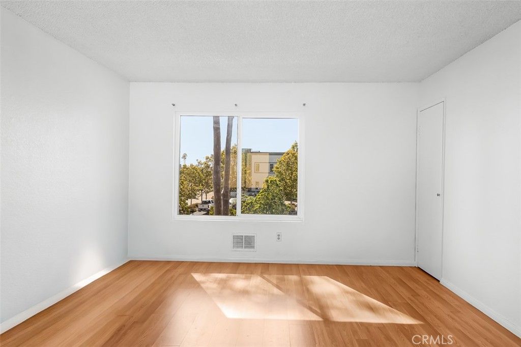 1605 Pentecost 8, San Diego, CA 92105 — photo 4