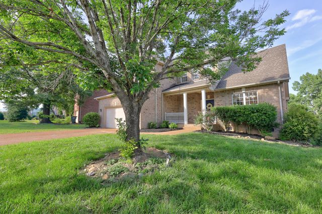 6733 Sugar Hill Dr, Nashville, TN 37211