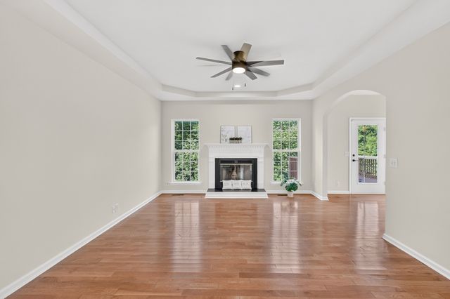 6733 Sugar Hill Dr, Nashville, TN 37211