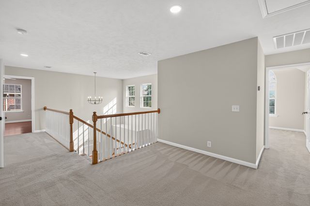 6733 Sugar Hill Dr, Nashville, TN 37211