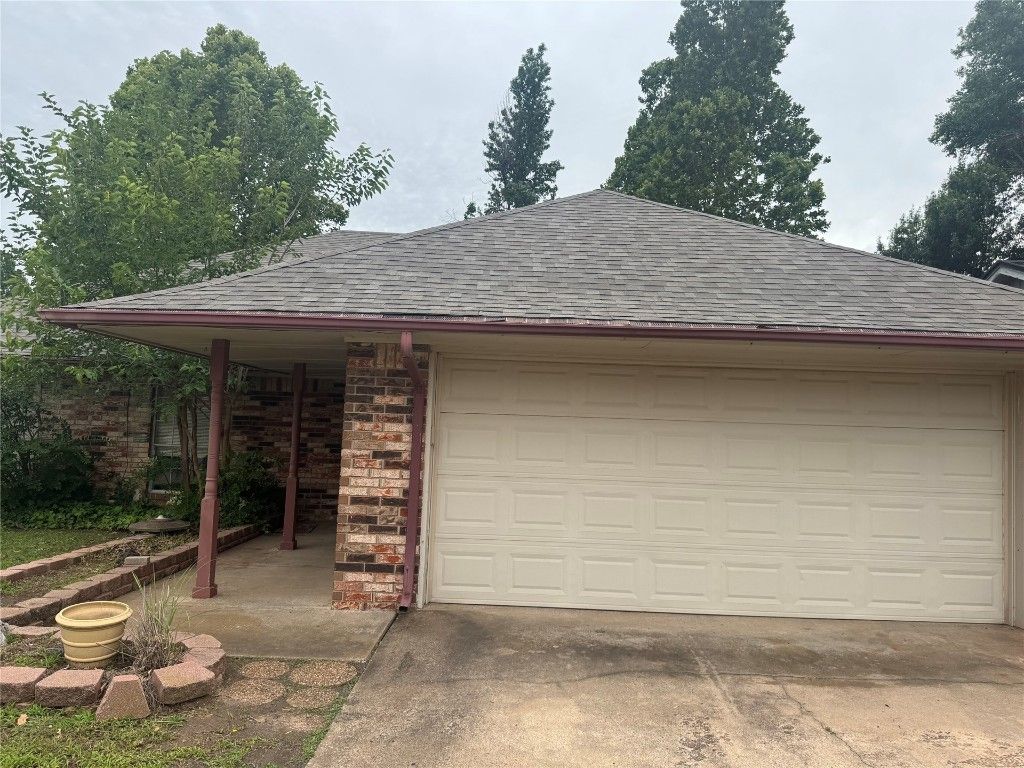 11108 NW 112th Street, Yukon, OK 73099