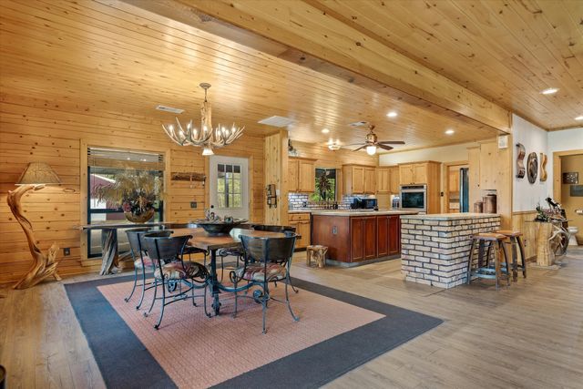 1751 Vz County Road 1925, Edgewood, TX 75117