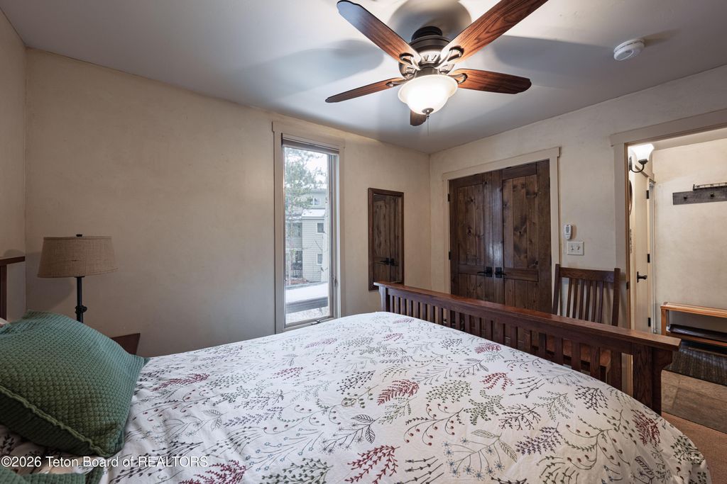 3730 N LAKE CREEK Drive 25-2-3, Wilson, WY 83014 photo 7