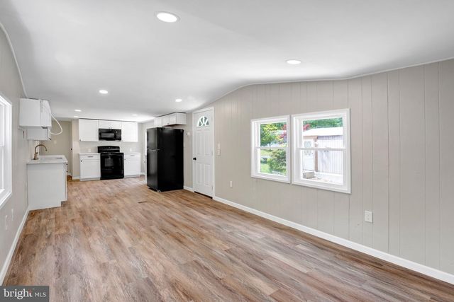 3610A WEYMOUTH RD, Browns Mills, NJ 08015