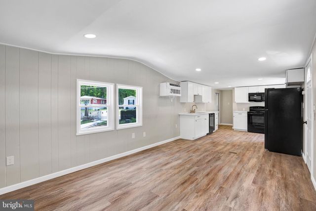 3610A WEYMOUTH RD, Browns Mills, NJ 08015