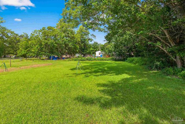 205 Webb St, Cantonment, FL 32533