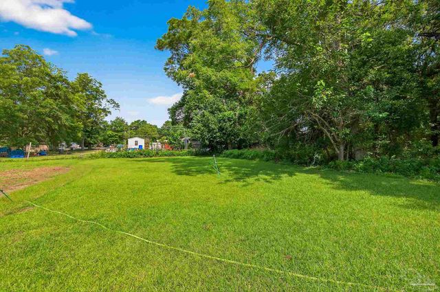 205 Webb St, Cantonment, FL 32533