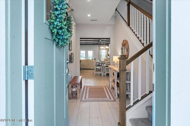 177 MEADOW CREEK Drive, St. Johns, FL 32259