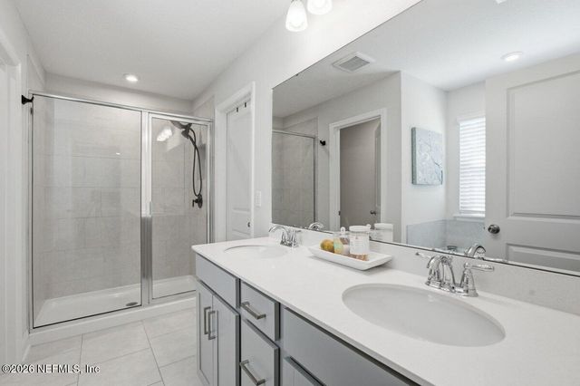 177 MEADOW CREEK Drive, St. Johns, FL 32259