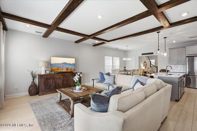 177 MEADOW CREEK Drive, St. Johns, FL 32259