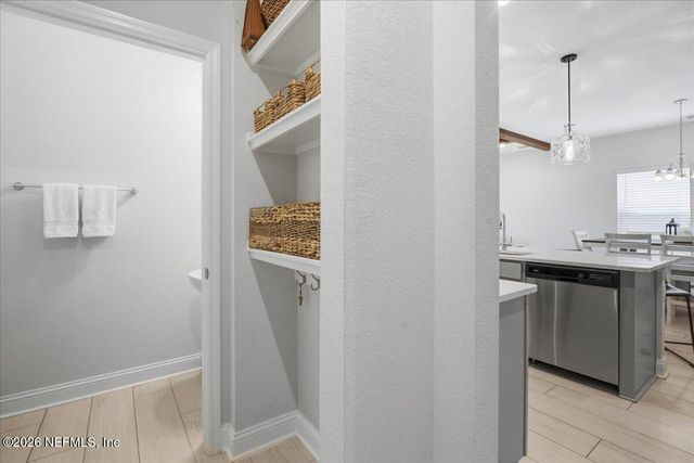 177 MEADOW CREEK Drive, St. Johns, FL 32259