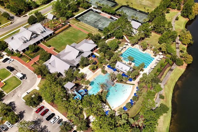 177 MEADOW CREEK Drive, St. Johns, FL 32259