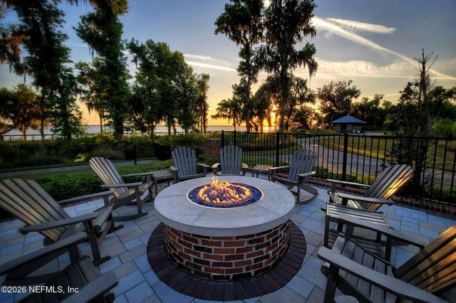 177 MEADOW CREEK Drive, St. Johns, FL 32259