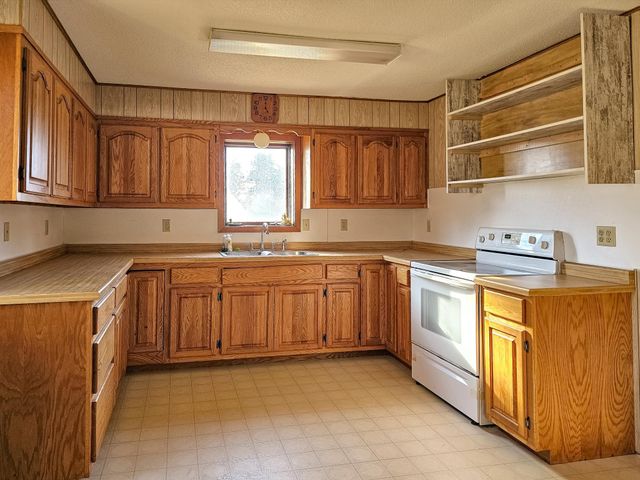 12949 Co Hwy 41, Frazee, MN 56544