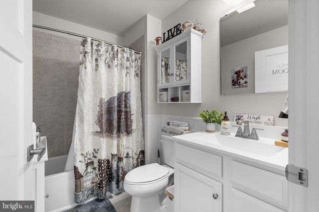 11344 EMERALD DR, King George, VA 22485