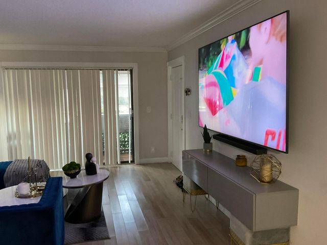 9965 Pineapple Tree Drive 104, Boynton Beach, FL 33436