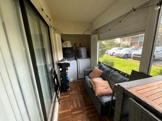 9965 Pineapple Tree Drive 104, Boynton Beach, FL 33436