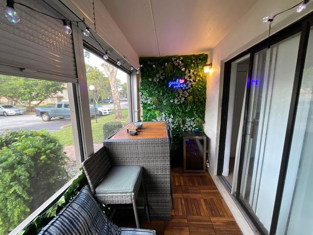 9965 Pineapple Tree Drive 104, Boynton Beach, FL 33436