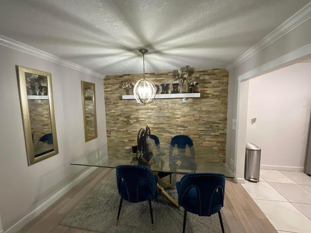 9965 Pineapple Tree Drive 104, Boynton Beach, FL 33436