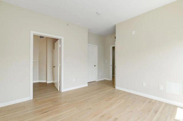 450 J St 4131, San Diego, CA 92101