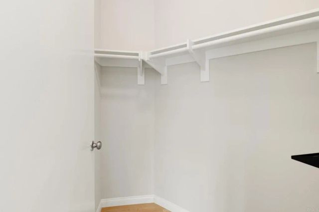 450 J St 4131, San Diego, CA 92101