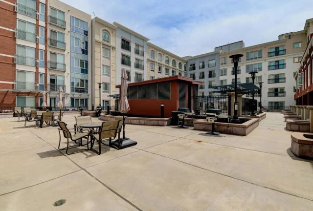 450 J St 4131, San Diego, CA 92101