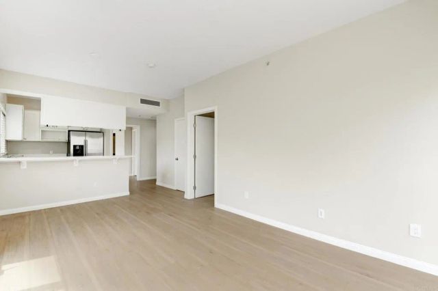 450 J St 4131, San Diego, CA 92101