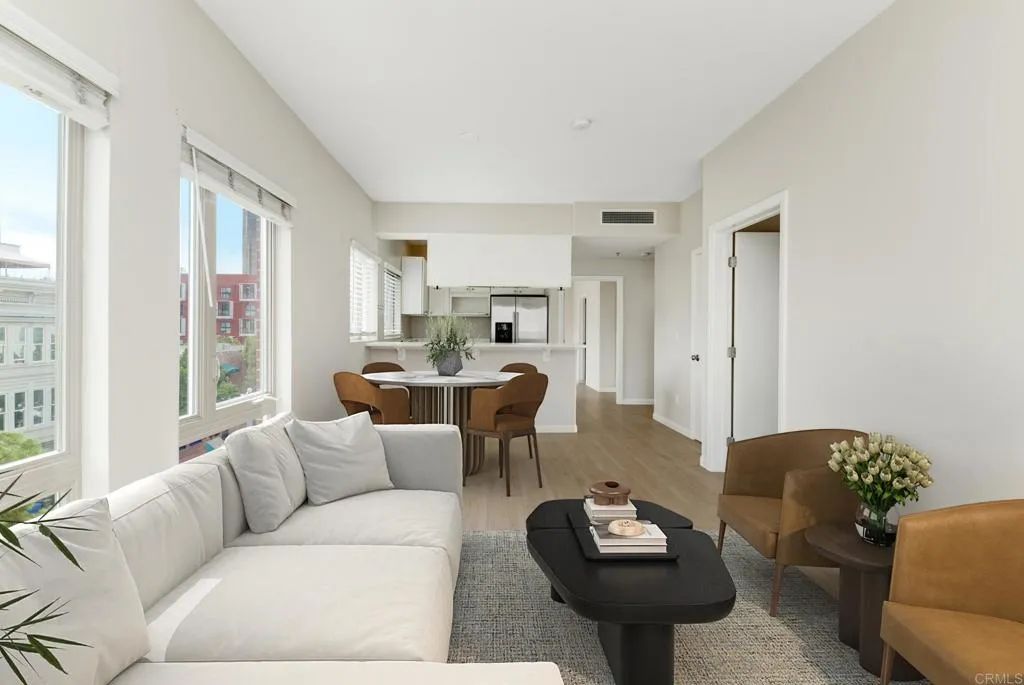 450 J St 4131, San Diego, CA 92101