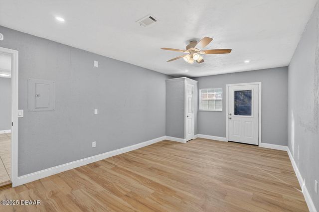 1045 Amber Circle, Port Orange, FL 32129