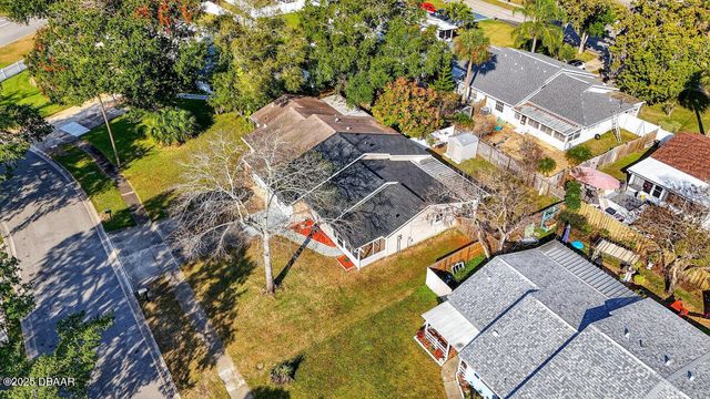 1045 Amber Circle, Port Orange, FL 32129