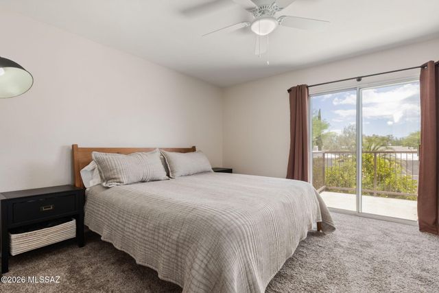 3462 N Applewood Drive, Tucson, AZ 85712