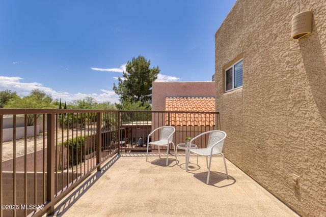 3462 N Applewood Drive, Tucson, AZ 85712