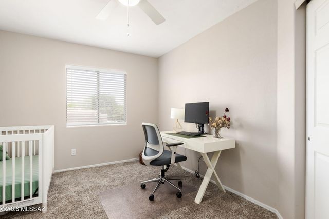 3462 N Applewood Drive, Tucson, AZ 85712