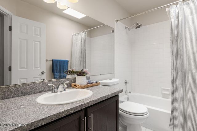 3462 N Applewood Drive, Tucson, AZ 85712