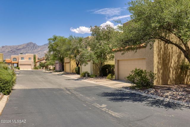 3462 N Applewood Drive, Tucson, AZ 85712