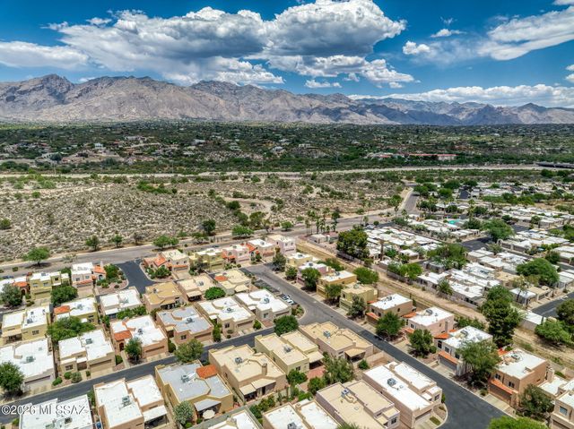 3462 N Applewood Drive, Tucson, AZ 85712