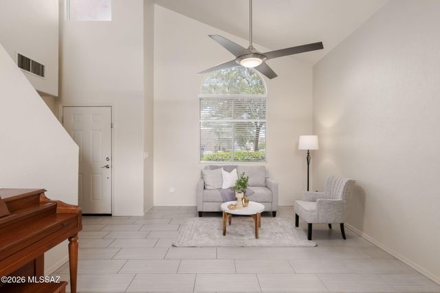 3462 N Applewood Drive, Tucson, AZ 85712