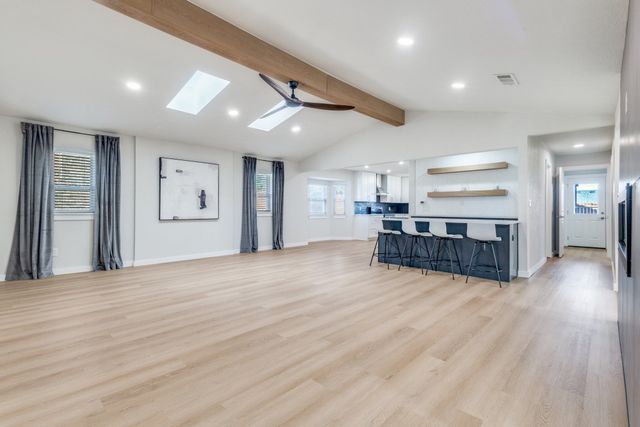 1117 Sunset Drive, Trophy Club, TX 76262