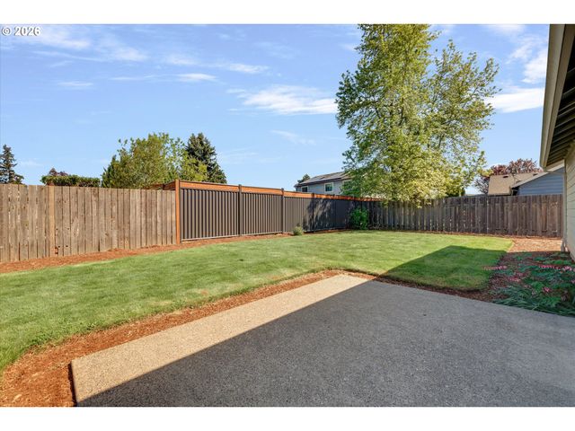 12861 MARYSVILLE Ln, Oregon City, OR 97045