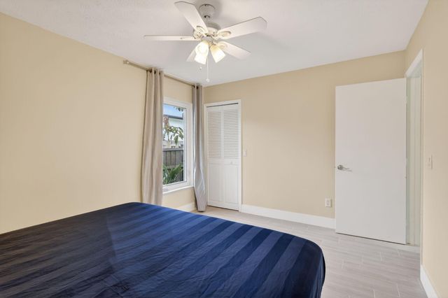 320 NE Surfside Avenue, Port St. Lucie, Port St Lucie, FL 34983