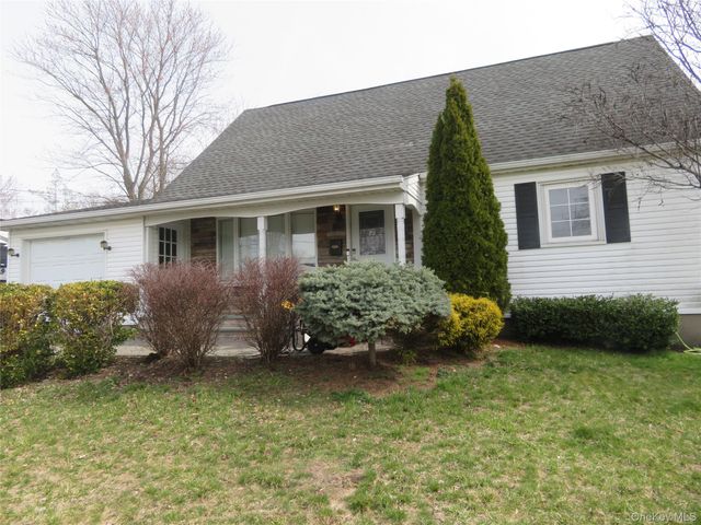 45 Gaymore Road, Port Jefferson Station, NY 11776