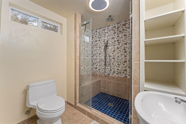 600 NW Elm Street, Grants Pass, OR 97526