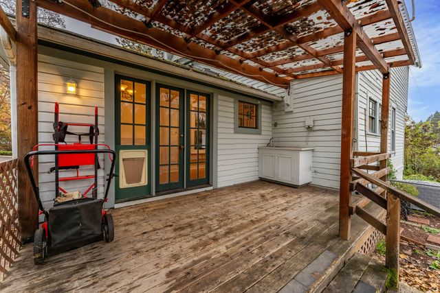 600 NW Elm Street, Grants Pass, OR 97526