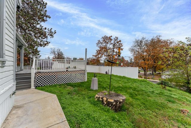 600 NW Elm Street, Grants Pass, OR 97526