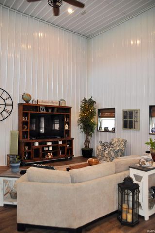 2185 W Keiser Road, Columbia City, IN 46725