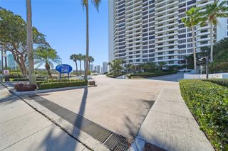 2500 Parkview Dr 812, Hallandale Beach, FL 33009