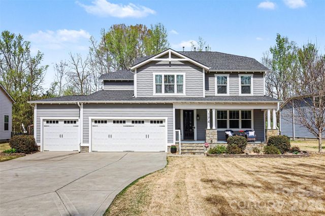 174 Country Lake Drive, Mooresville, NC 28115