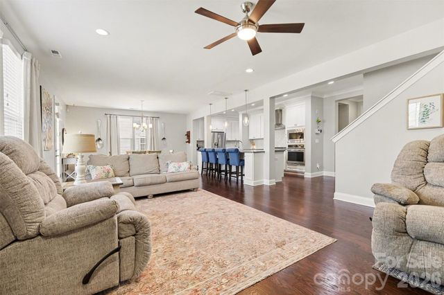 174 Country Lake Drive, Mooresville, NC 28115