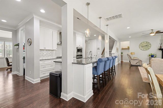 174 Country Lake Drive, Mooresville, NC 28115