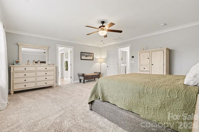 174 Country Lake Drive, Mooresville, NC 28115